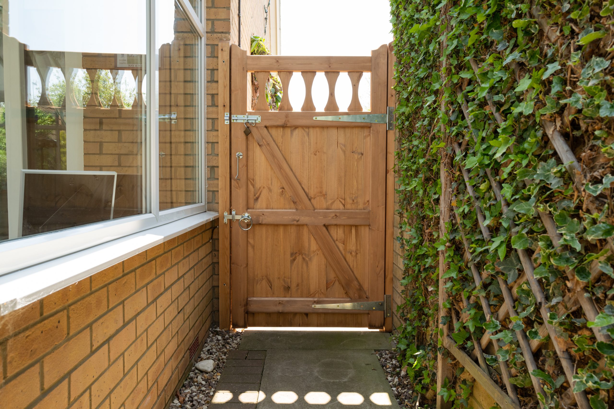 Garden Gate Installers (Location 1 & Postcode)